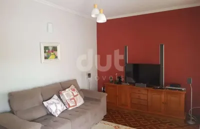 Casa com 3 quartos à venda na rua portugal, 80, vila bressani, paulínia, 250 m2 por r$ 1.100.000