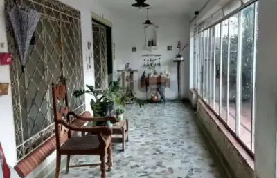 Casa com 3 quartos à venda na rua barão de atibaia, 104, vila itapura, campinas, 179 m2 por r$ 799.999