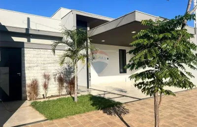 Casa a venda no condomínio residencial vila madalena