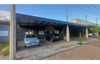Linda casa a venda - condomínio ana regina  - ótima localização.