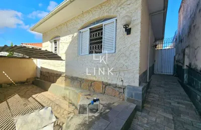 Casa com 3 quartos à venda na Rua Mon415te Santo, 415, Carlos Prates, Belo Horizonte