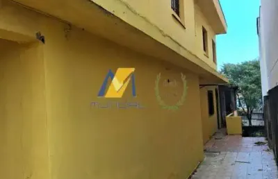 Casa à venda na Rua Cosenza, Utinga, Santo André