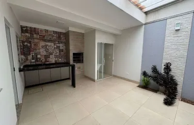 Casa com 2 quartos à venda na Rua ÂNgelo Favaretto, 456, 456, Jardim Paris, Maringá