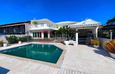 Mansão com deck para canal navegável, ogiva - cabo frio