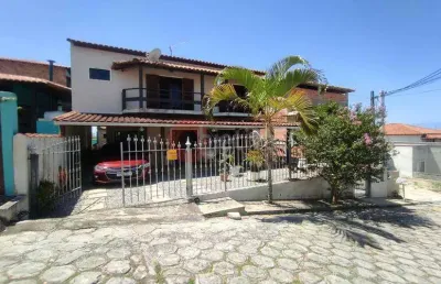 Casa independente a venda de 5 quartos no cond. dos pássaros em cabo frio