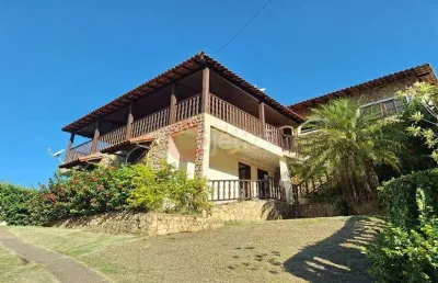 Belíssima casa de 7 quartos a venda no bosque do peró em cabo frio.