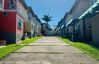 Casa duplex mobiliada à venda de 4 quartos no bairro rasa em búzios.