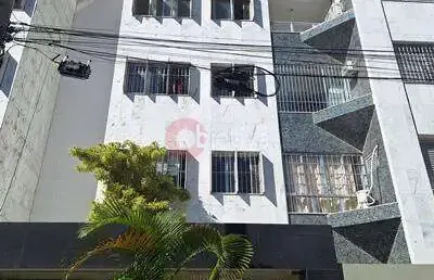 Cobertura a venda de 4 quartos toda mobiliada no centro de cabo frio