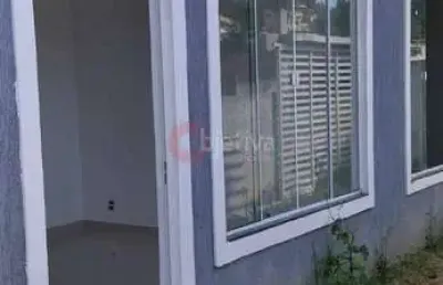 Casa térrea independente, 2 quartos, vila do peró - cabo frio