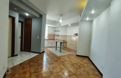 Apartamento linear a venda, 2 quartos, 46m², centro - cabo frio