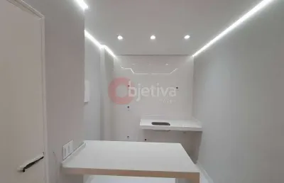 Apartamento linear,  3 quartos, à 50 metros da praia do forte, cabo frio