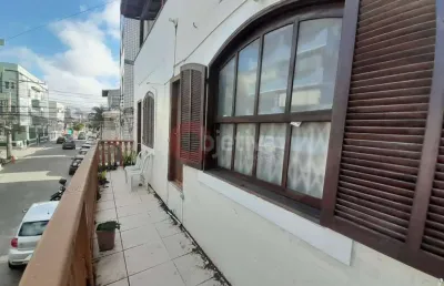 Apartamento linear, 2 quartos, 64 m², centro - cabo frio
