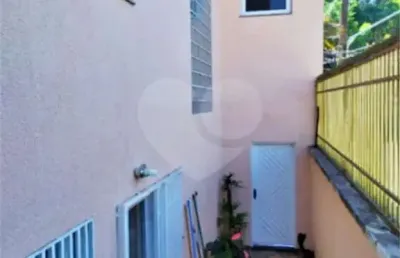 Casa com 3 quartos à venda na avenida josé da rocha viana, 437, vila pedra branca, são paulo, 220 m2 por r$ 885.000