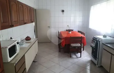 Casa com 3 quartos à venda na rua elias de souza pinto, 156, tremembé, são paulo, 600 m2 por r$ 1.225.000