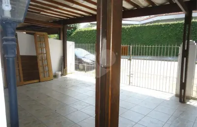 Casa com 3 quartos à venda na rua casa ilha da madeira, 38, lauzane paulista, são paulo, 250 m2 por r$ 650.000