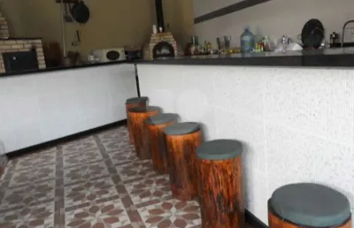 Casa em condomínio fechado com 6 quartos à venda na rua diamante, 144, nova higienópolis, jandira, 500 m2 por r$ 2.050.000