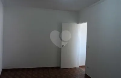 Casa com 4 quartos à venda na avenida flora, 888, bussocaba, osasco, 180 m2 por r$ 800.000