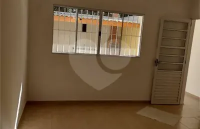 Casa com 3 quartos à venda na rua paulo augusto senhorini júnior, 32, cidade jardim, mogi das cruzes, 129 m2 por r$ 550.000