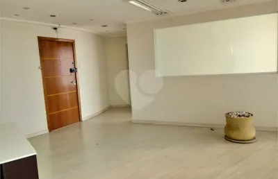 Sala comercial à venda na largo do paissandu, 72, centro, são paulo, 90 m2 por r$ 390.000