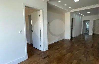 Casa em condomínio fechado com 4 quartos à venda na alameda van gogh, 388, alphaville, santana de parnaíba, 441 m2 por r$ 2.700.000