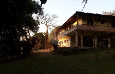 Chácara / sítio com 6 quartos à venda na rua pedro luiz alencastro gasparetto, 75, centro, mogi das cruzes, 600 m2 por r$ 2.000.000