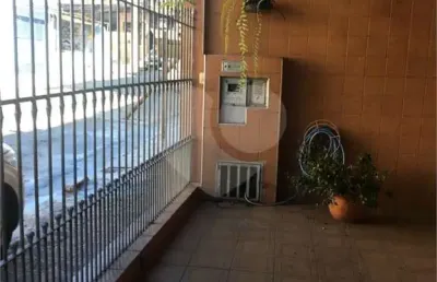 Casa com 3 quartos à venda na rua carlos dos santos, 1013, jardim brasil (zona norte), são paulo, 203 m2 por r$ 600.000