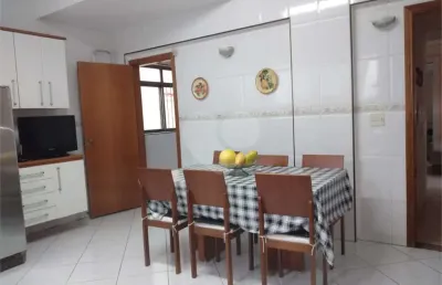Casa com 4 quartos à venda na rua augusto paulino, 106, campo grande, santos, 300 m2 por r$ 2.200.000