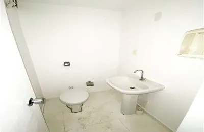 Sala comercial à venda na avenida cidade jardim, 427, itaim bibi, são paulo, 135 m2 por r$ 850.000