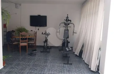 Casa com 3 quartos à venda na rua guanás, 42, vila sônia, são paulo, 330 m2 por r$ 2.800.000