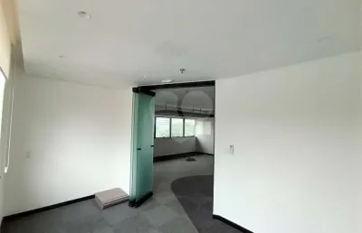Sala comercial à venda na rua das fiandeiras, 929, vila olímpia, são paulo, 43 m2 por r$ 550.000