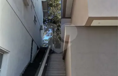 Casa em condomínio fechado com 5 quartos à venda na estrada dos correas, 4227, canjicas, arujá, 800 m2 por r$ 3.000.000