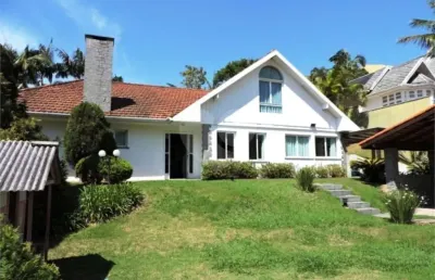 Casa em condomínio fechado com 3 quartos à venda na alameda itália, 1, residencial euroville, carapicuíba, 400 m2 por r$ 1.580.000