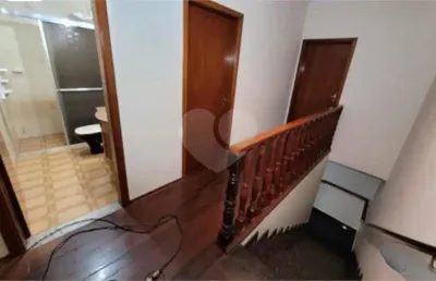Casa com 3 quartos à venda na rua segundo-tenente ruy lopes ribeiro, 102, jardim santa mena, guarulhos, 250 m2 por r$ 650.000