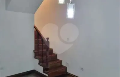 Casa com 3 quartos à venda na rua catuípe, 276, cidade brasil, guarulhos, 140 m2 por r$ 570.000
