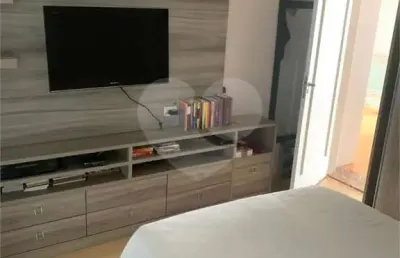 Casa com 4 quartos à venda na alameda das margaridas, 42, alphaville, santana de parnaíba, 420 m2 por r$ 2.400.000