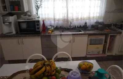 Casa com 3 quartos à venda na rua mantena, 69, vila nivi, são paulo, 172 m2 por r$ 898.000