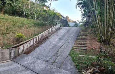 Casa em condomínio fechado com 4 quartos à venda na rua adoniram barbosa, 337, colinas de são fernando, cotia, 250 m2 por r$ 800.000