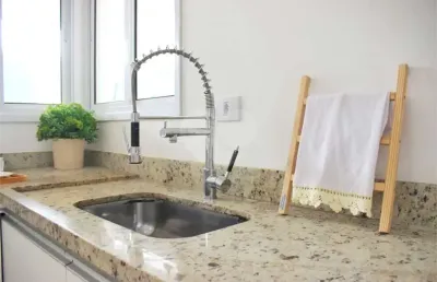 Casa em condomínio fechado com 3 quartos para alugar na avenida otavio rossi, 60, parque das figueiras, mogi das cruzes, 156 m2 por r$ 8.000