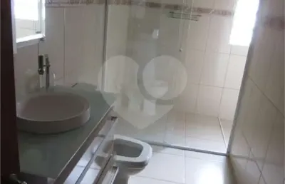 Casa com 3 quartos para alugar na rua frei adriano donado, 137, jardim pinheiros, são paulo, 228 m2 por r$ 4.800