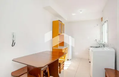 Apartamento com 28 m², 1 quarto à venda no bairro cajuru.