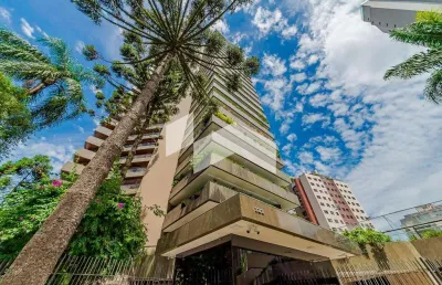 Apartamento com 558.87 m², 4 quartos sendo 3 suítes à venda no bairro cabral.