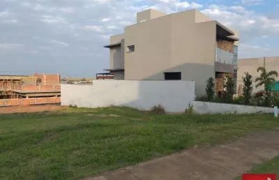 Terreno à venda no Centro, Piratininga 