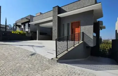 Casa à venda no condomínio villa real em bragança paulista-sp