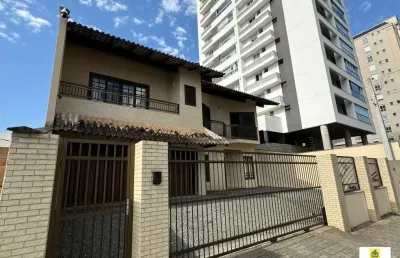 Casa com 3 quartos à venda na rua eça de queiros, 138, saguaçu, joinville por r$ 1.400.000