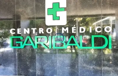 Venda - sala comercial 69m2, centro médico garibaldi