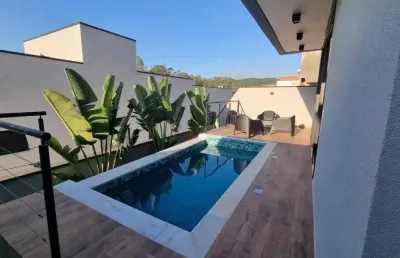 Casa assobradada em condominio fechado, mosaico essence