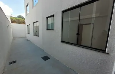 Casa com 3 quartos à venda na Rua Conceição de Oliveira Ferreira, 258, Vale das Orquídeas, Contagem