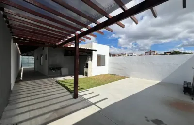 Casa com 3 quartos à venda na Rua Paraopeba, 355, Parque Turistas, Contagem