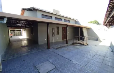 Casa com 8 quartos à venda no Centro, Rio das Ostras 