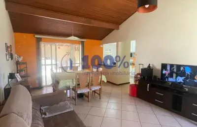 Casa em condomínio fechado com 3 quartos à venda na josé brandão, 110, jardim getúlio vargas, mogi mirim, 276 m2 por r$ 480.000